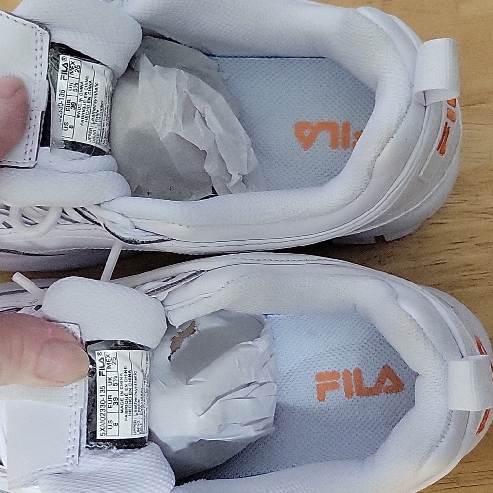 White With Orange Fila Disruptor Sneakers Like New - Picture 6 of 8